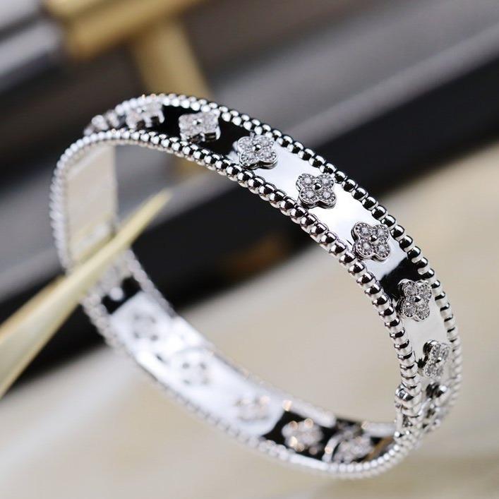 [Love Lucky]CLOVER BRACELET 8MM DIAMONDS