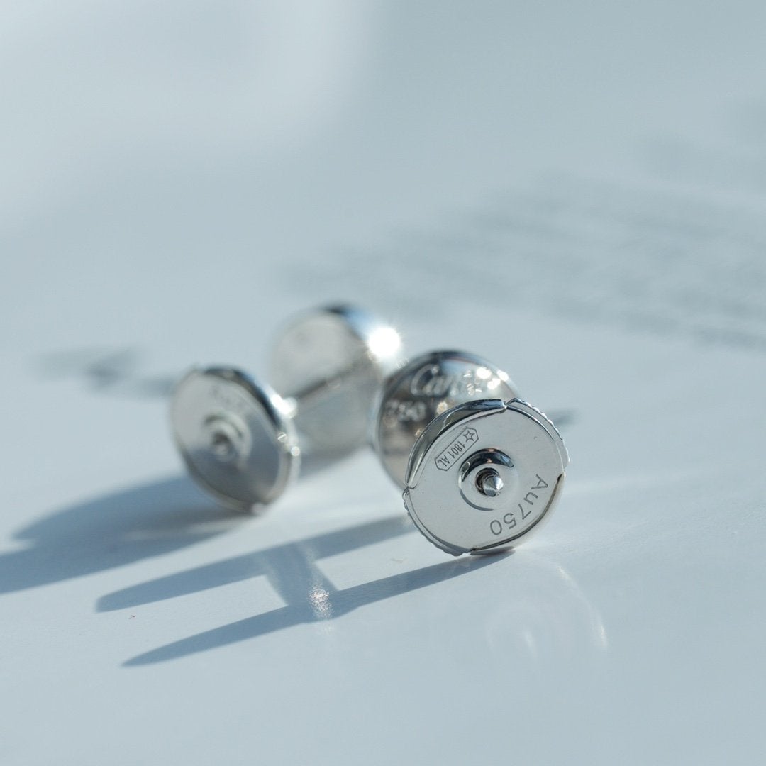 [Love Lucky]LOVE EARRINGS SILVER 10MM