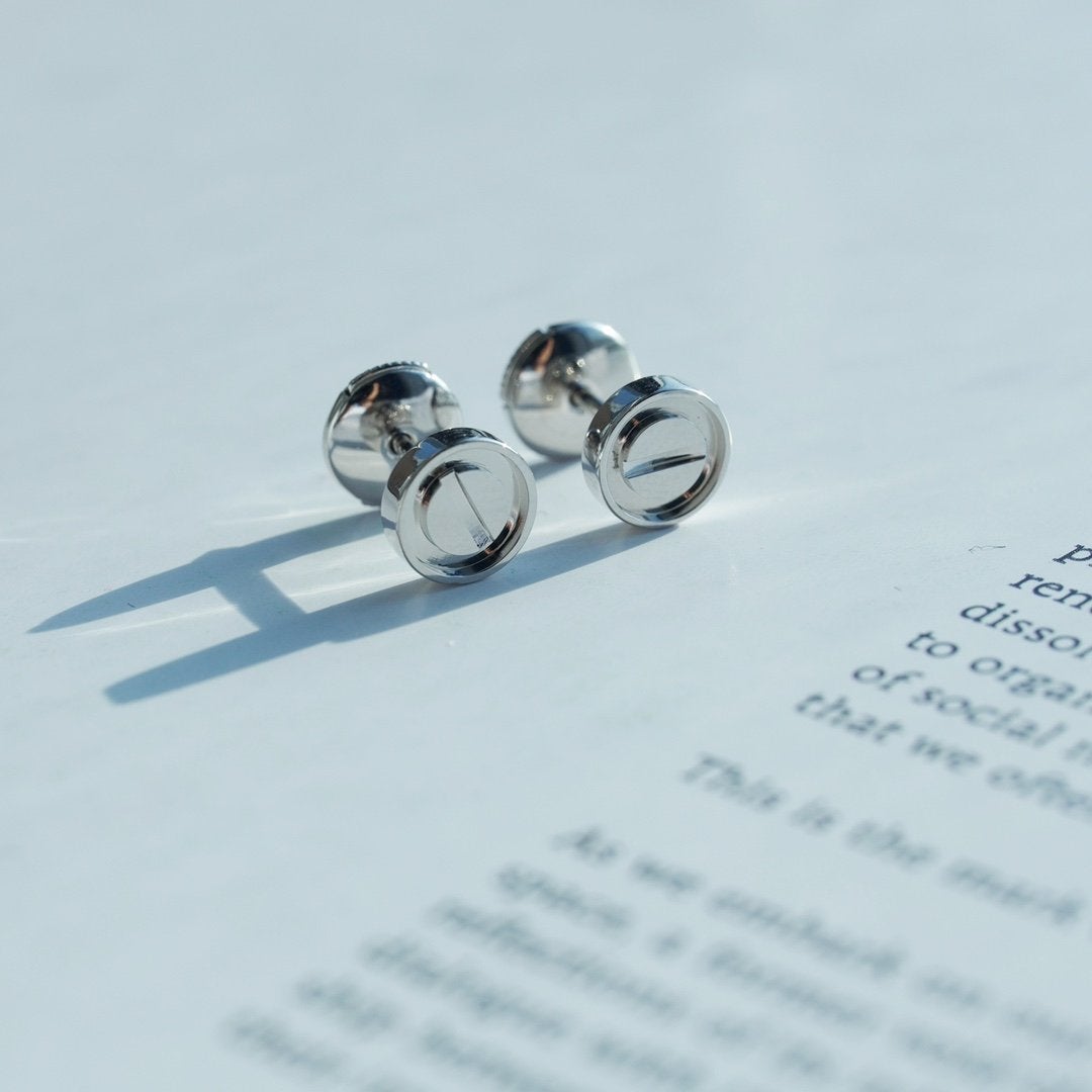 [Love Lucky]LOVE EARRINGS SILVER 10MM