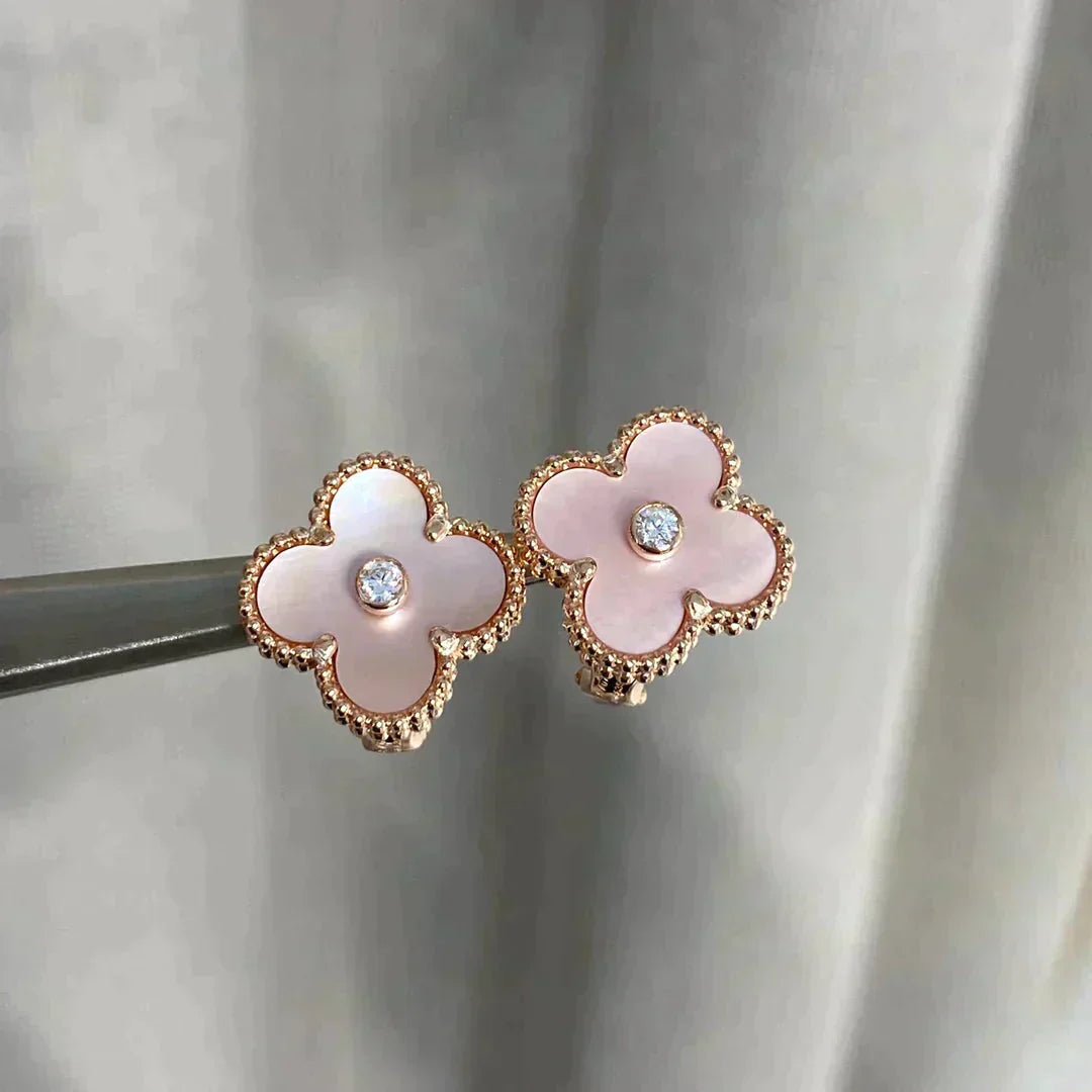 [Love Lucky]CLOVER MEDIUM 1 MOTIFS  PINK MOP DIAMOND EARRINGS