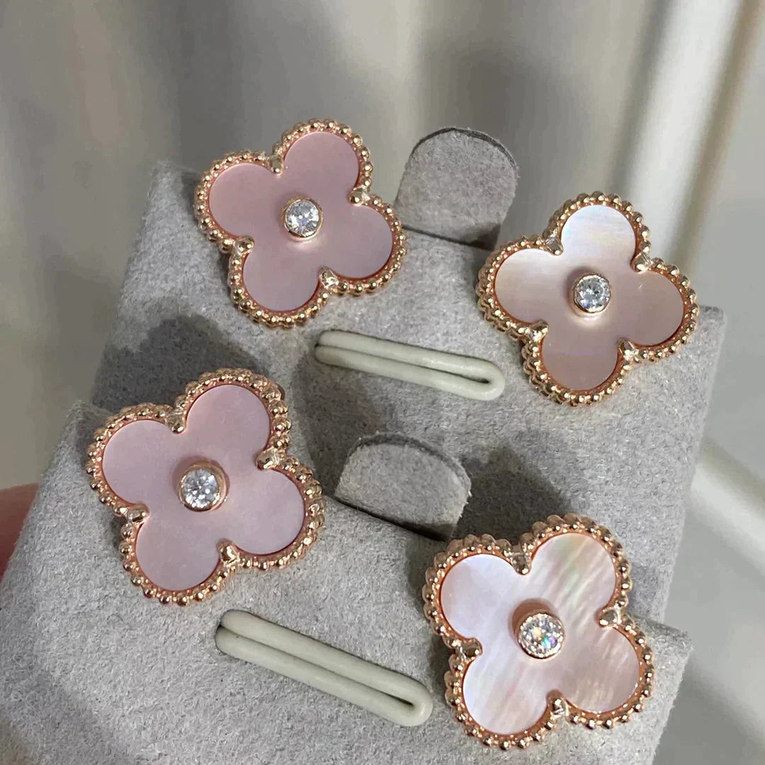 [Love Lucky]CLOVER MEDIUM 1 MOTIFS  PINK MOP DIAMOND EARRINGS