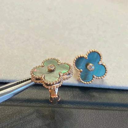 [Love Lucky]CLOVER MEDIUM 1 MOTIFS GRAY MOP  DIAMOND EARRINGS