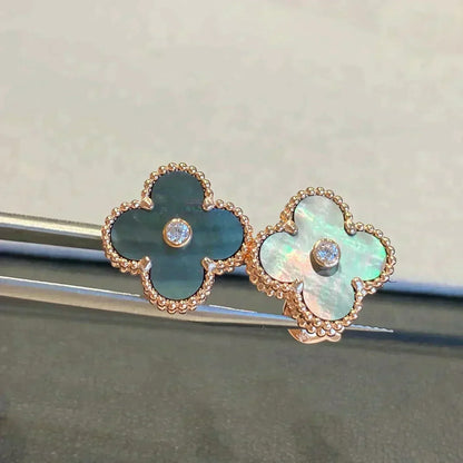 [Love Lucky]CLOVER MEDIUM 1 MOTIFS GRAY MOP  DIAMOND EARRINGS
