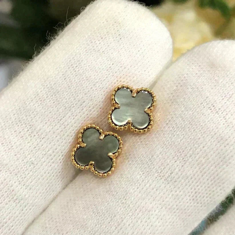 [Love Lucky]CLOVER MINI 9.5MM GRAY MOP EARRINGS