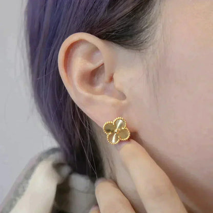 [Love Lucky]CLOVER MEDIUM 1 MOTIFS LASER EARRINGS