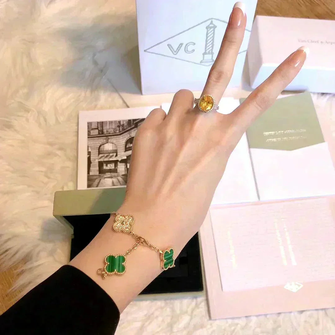 [Love Lucky]CLOVER  5 MOTIF MALACHITE DIAMOND BRACELET