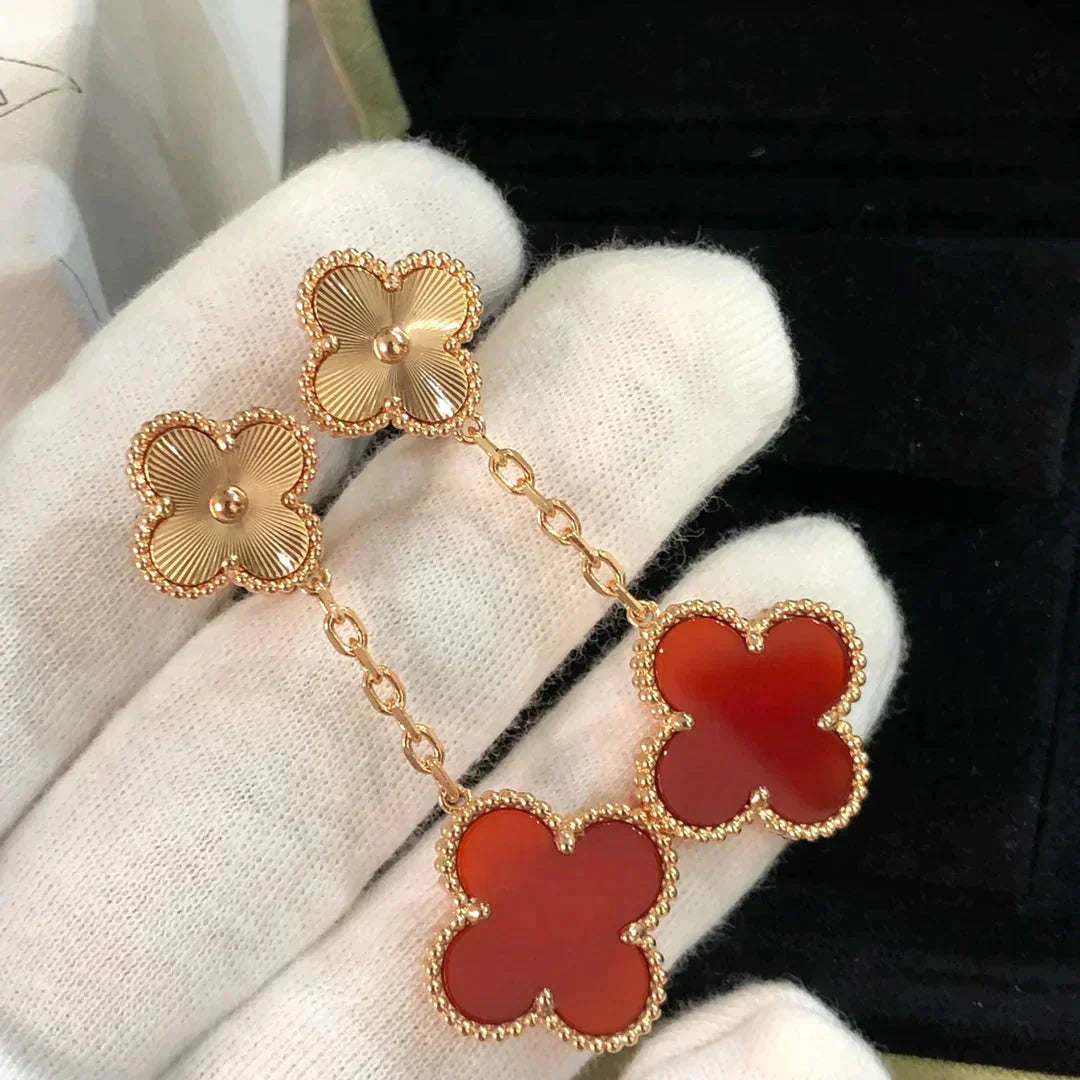 [Love Lucky]CLOVER 2 MOTIF  LASER CARNELIAN EARRINGS