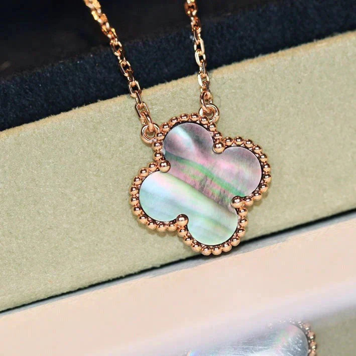 [Love Lucky]CLOVER 15MM  GRAY MOTHER OF PEARL NECKLACE