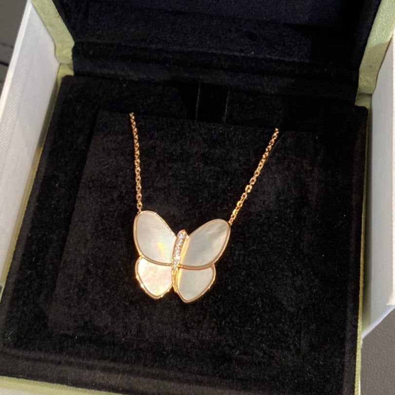 [Love Lucky]BUTTERFLY GOLD MOP DIAMOND NECKLACE
