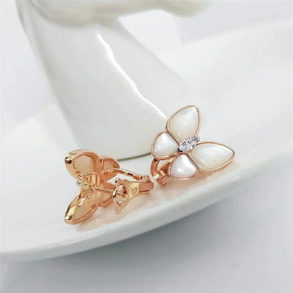 [Love Lucky]BUTTERFLY MOP DIAMOND EARRINGS