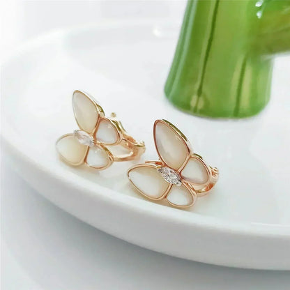 [Love Lucky]BUTTERFLY MOP DIAMOND EARRINGS