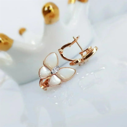 [Love Lucky]BUTTERFLY MOP DIAMOND EARRINGS