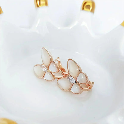 [Love Lucky]BUTTERFLY MOP DIAMOND EARRINGS