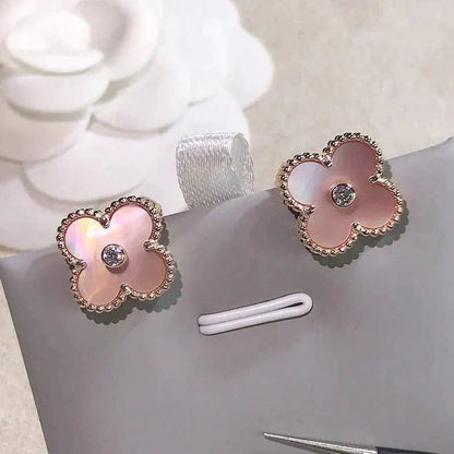 [Love Lucky]CLOVER MEDIUM 1 MOTIFS  PINK MOP DIAMOND EARRINGS