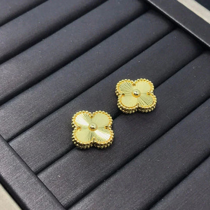[Love Lucky]CLOVER MINI 9.5MM LASER EARRINGS