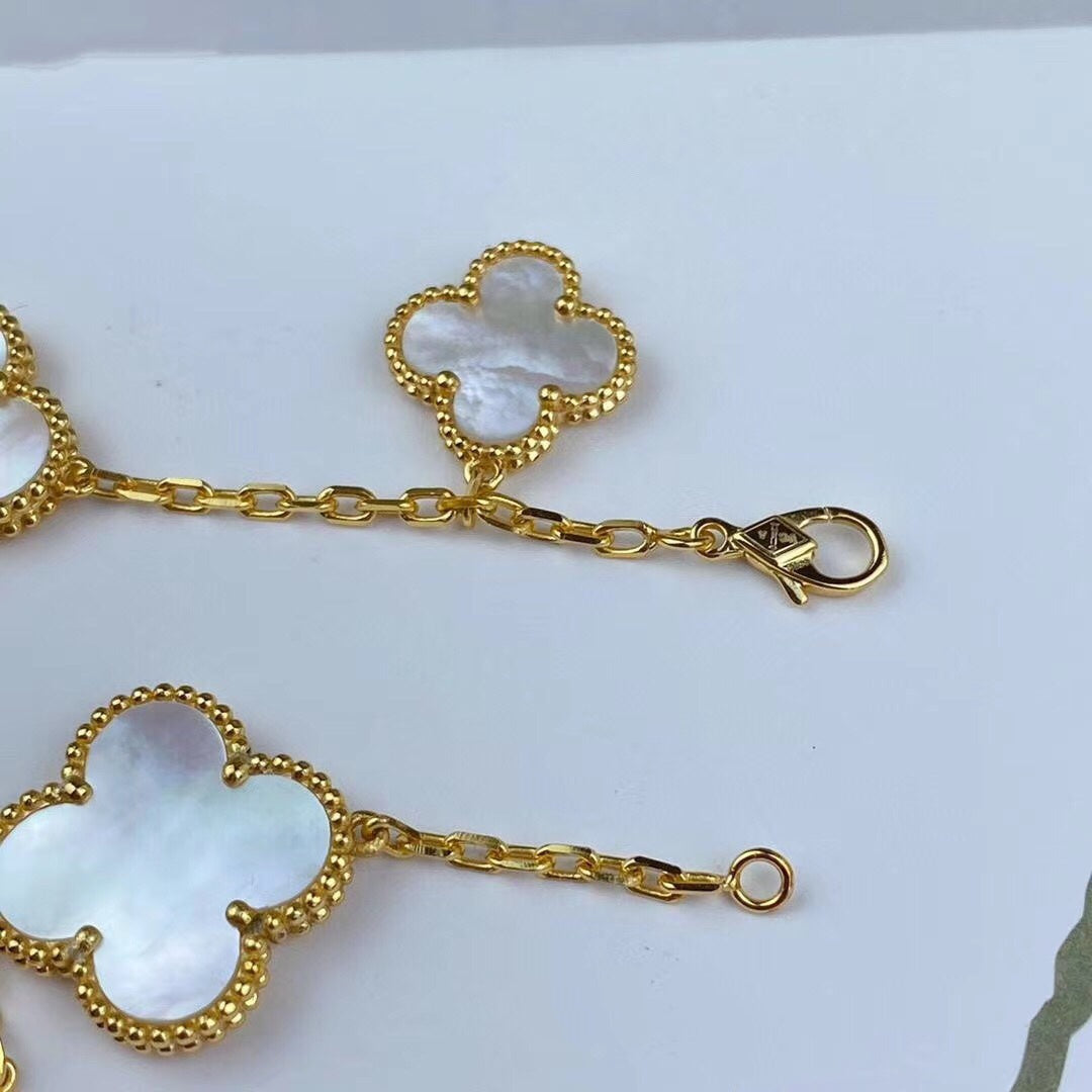 [Love Lucky]MAGIC CLOVER MOP GOLD BRACELET 5 MOTIFS