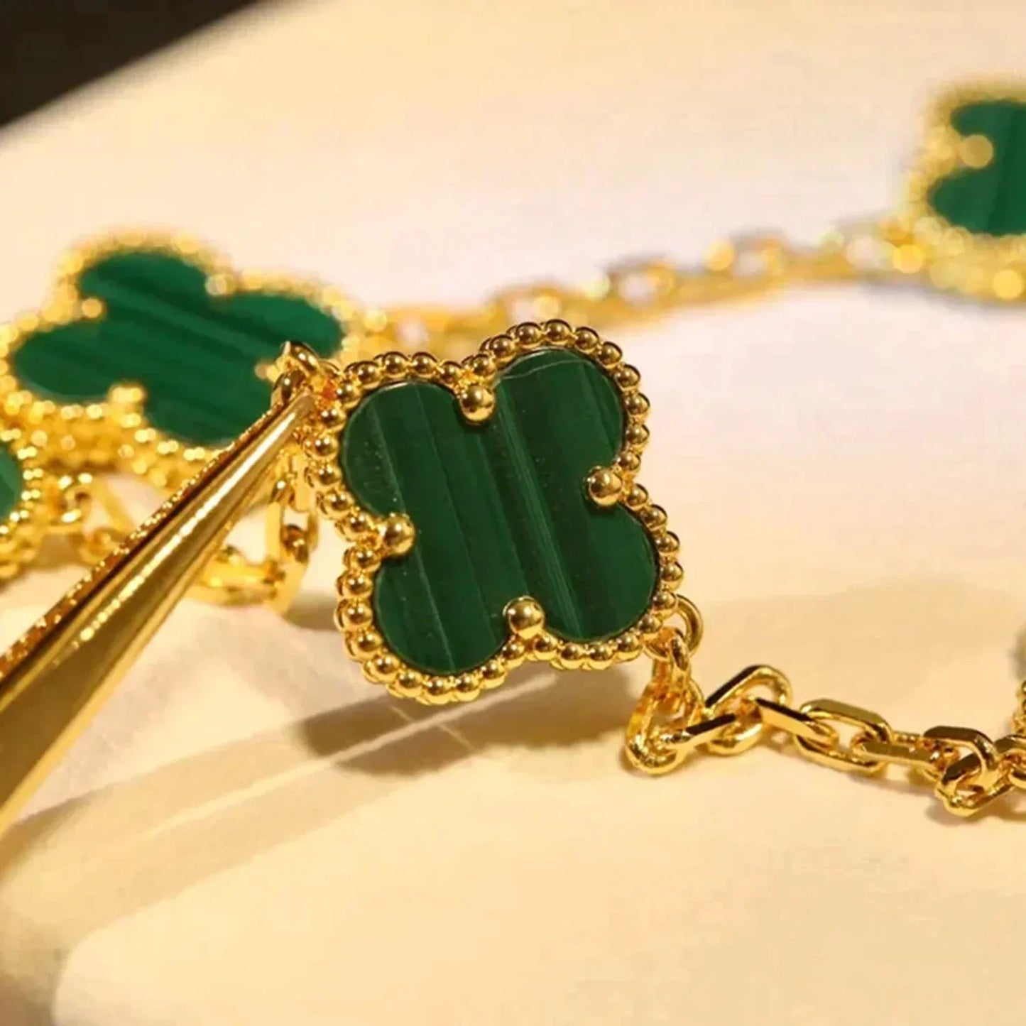 [Love Lucky]CLOVER 5 MOTIFS MALACHITE BRACELET