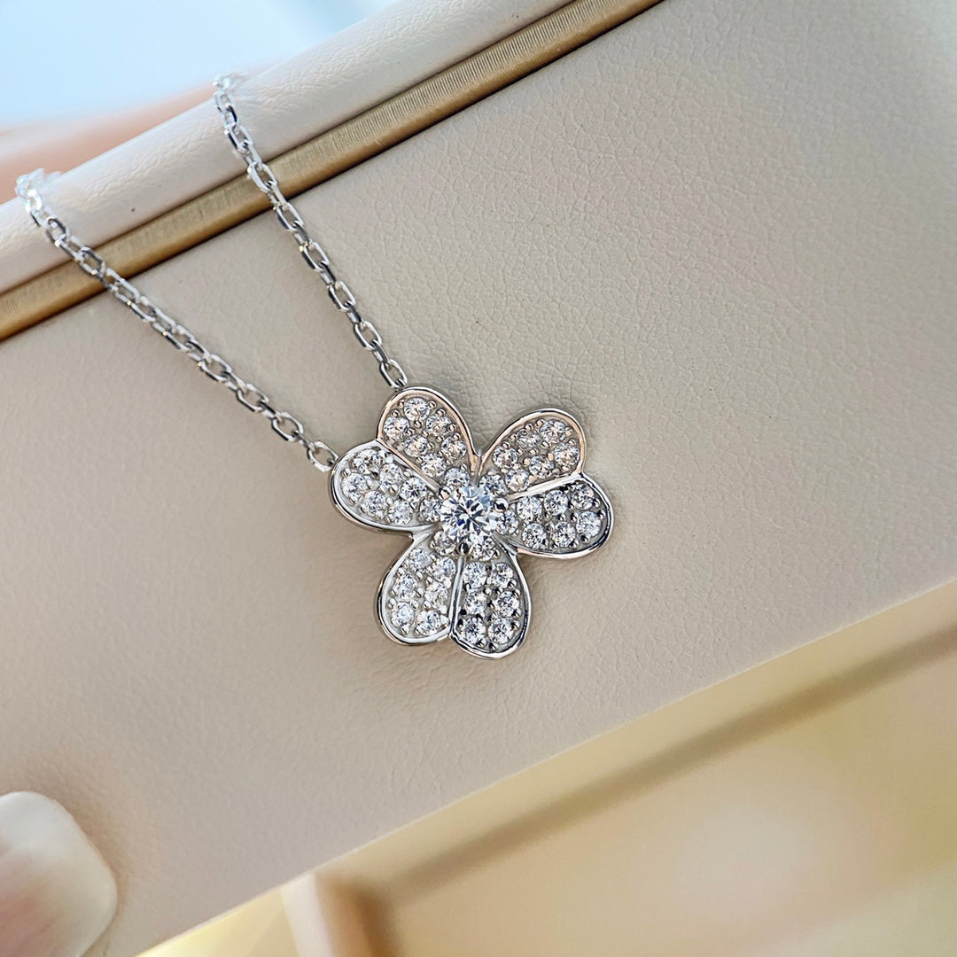 [Love Lucky]CLOVER DIAMOND NECKLACE SILVER