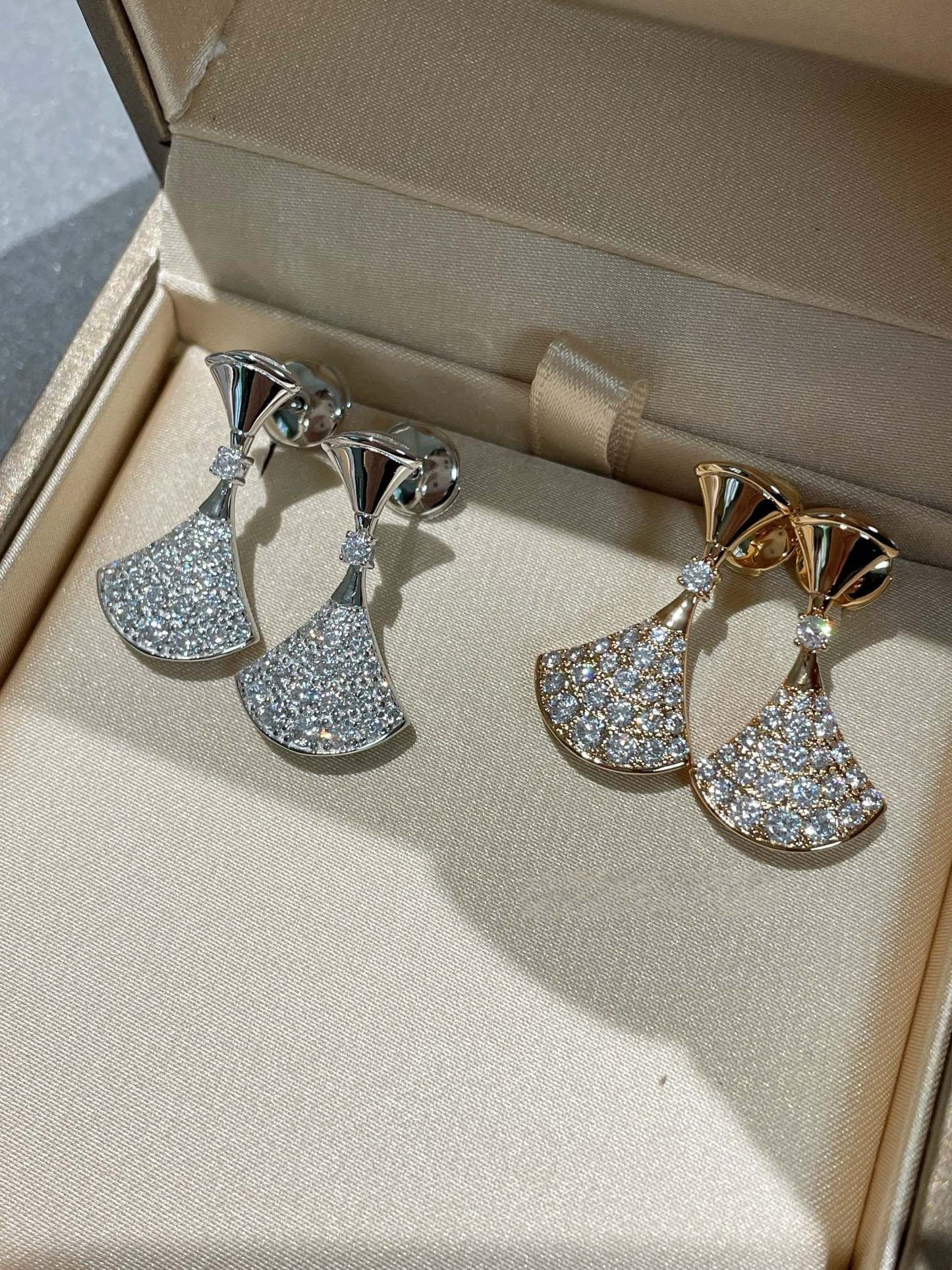 [Love Lucky]DREAM EARRINGS DIAMOND