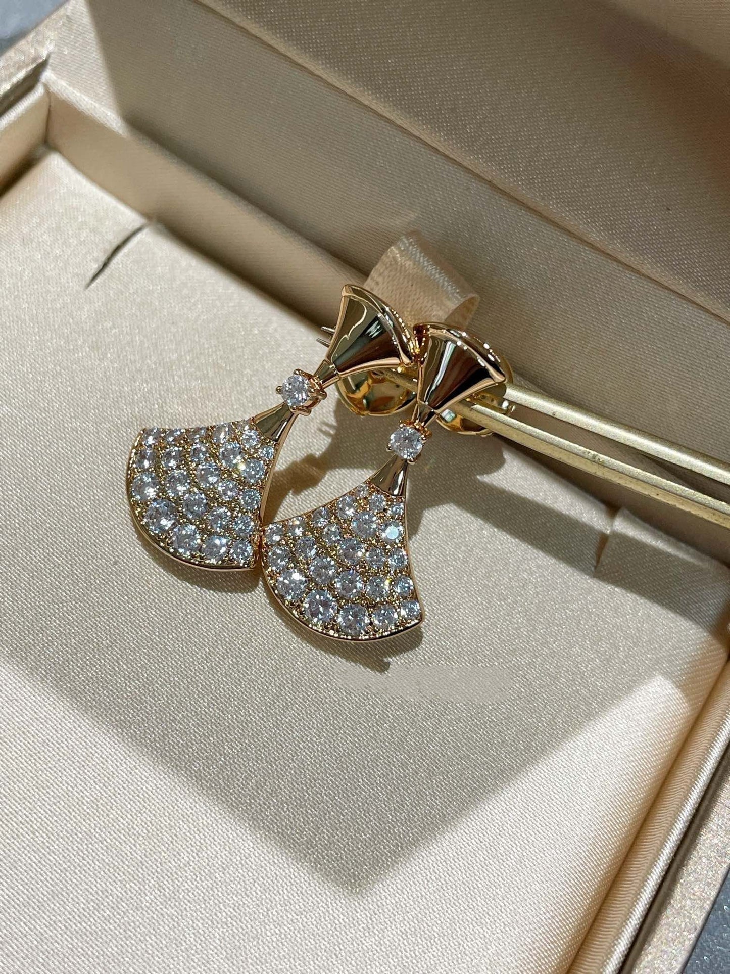 [Love Lucky]DREAM EARRINGS DIAMOND