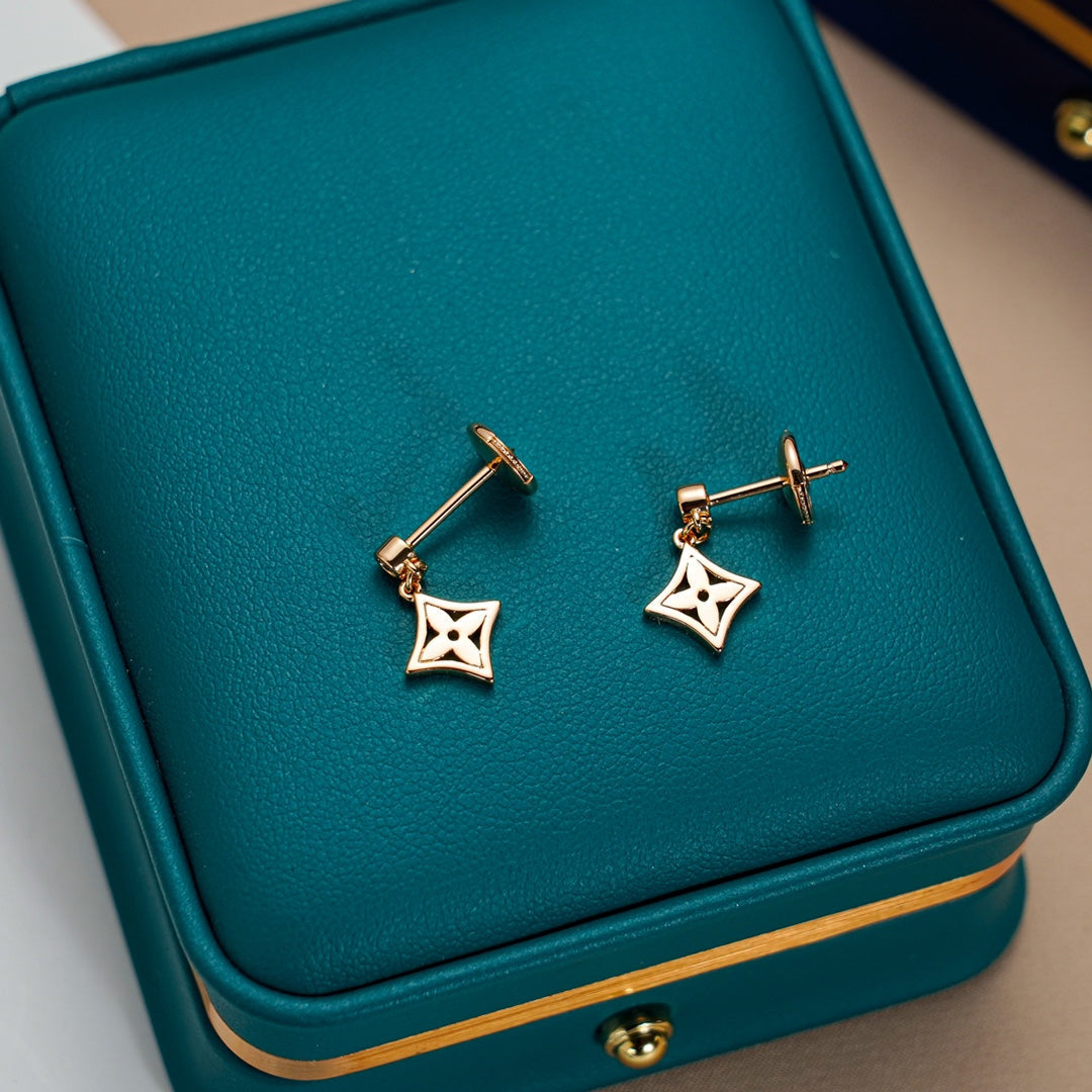 [Love Lucky]STAR EARRINGS GOLD