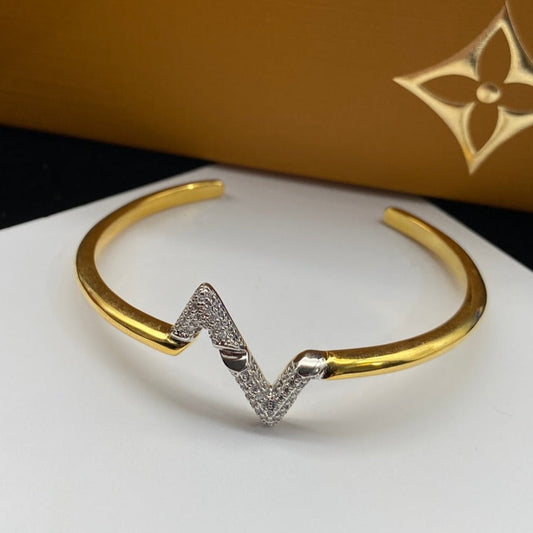 [Love Lucky]VOLTE UPSITE DOWN DIAMOND GOLD OPEN BRACELET
