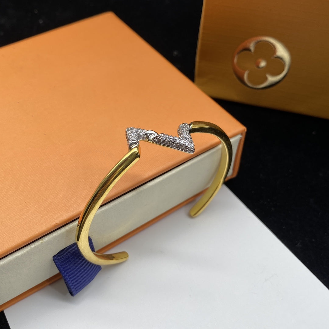 [Love Lucky]VOLTE UPSITE DOWN DIAMOND GOLD OPEN BRACELET