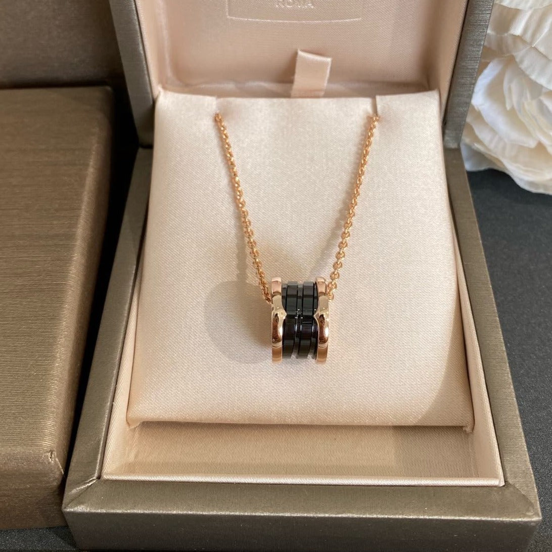 [Love Lucky]ZERO 1 BLACK CERAMIC PINK GOLD NECKLACE