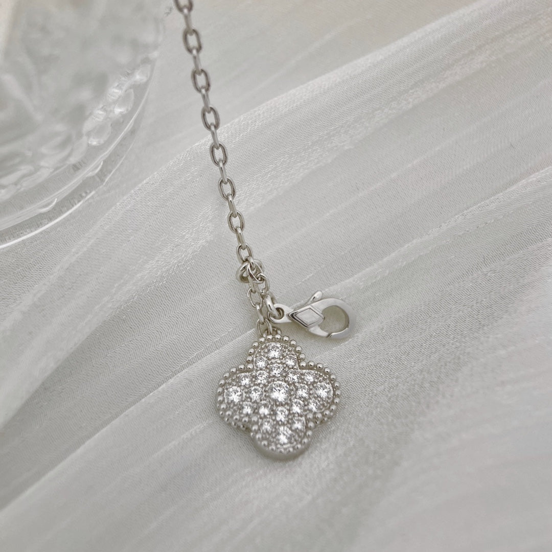 [Love Lucky]CLOVER 5 MOTIFS SILVER DIAMONDS NECKLACE