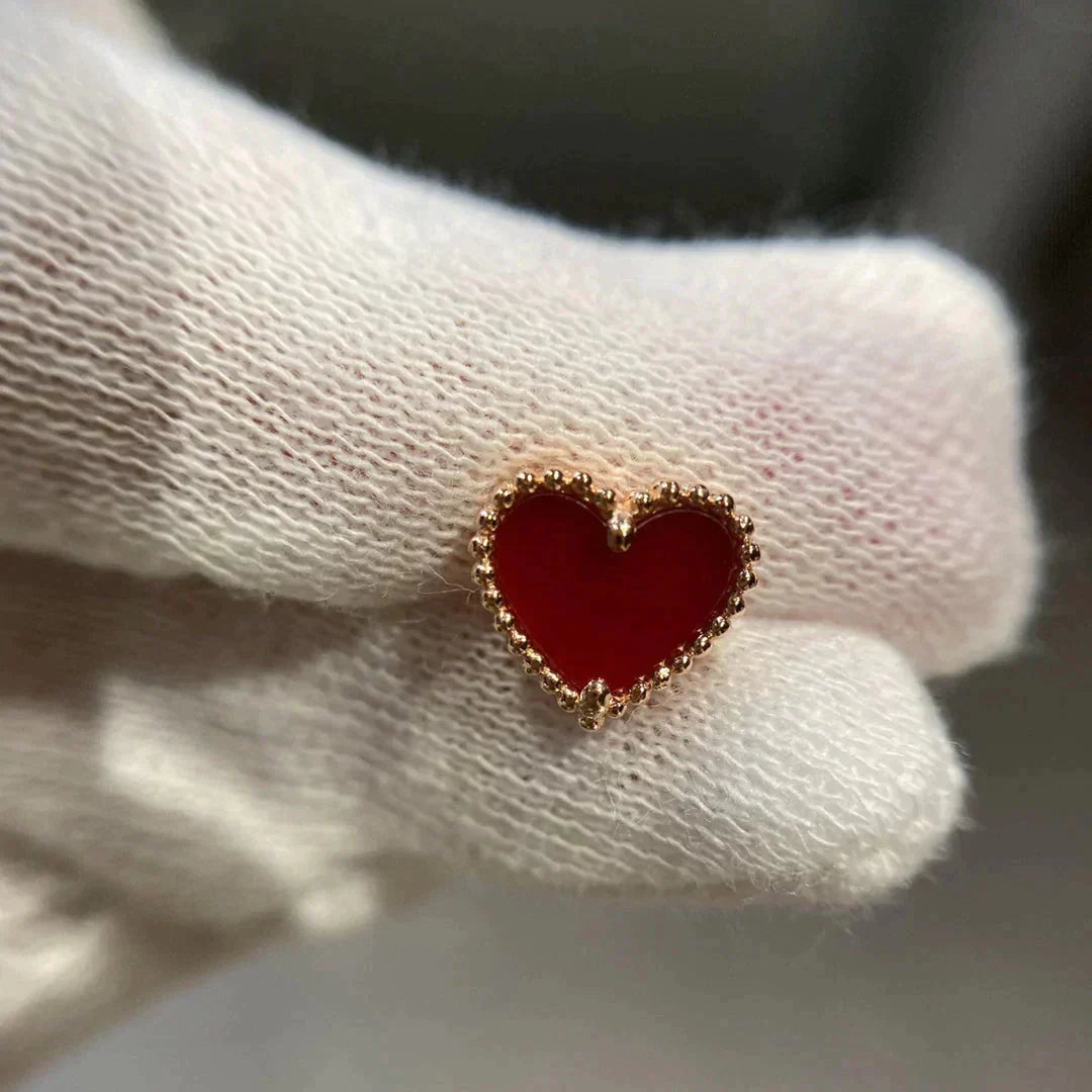 [Love Lucky]HEART CARNELIAN STUD EARRINGS