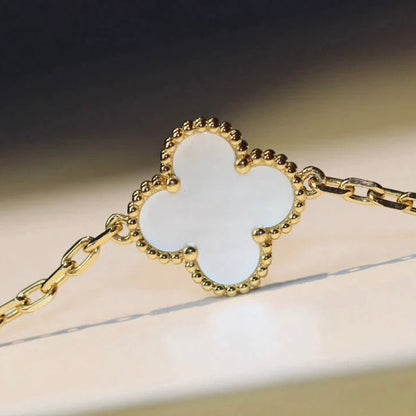 [Love Lucky]CLOVER 20 MOTIFS WHITE MOP NECKLACE