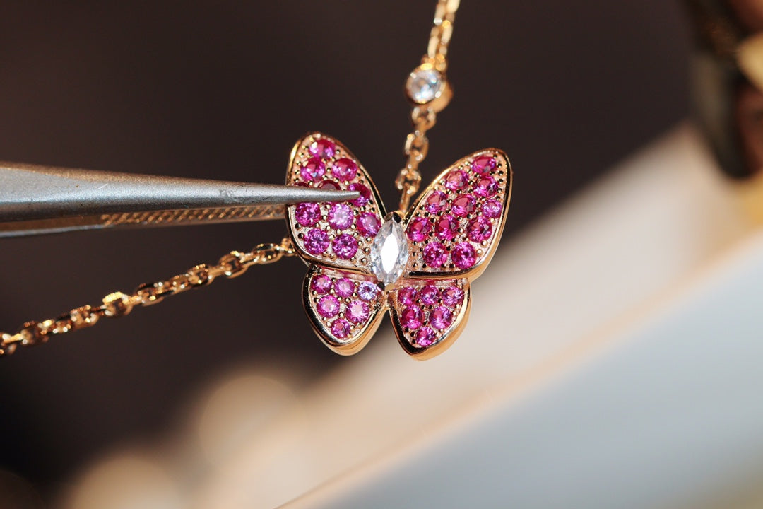 [Love Lucky]BUTTERFLY RED DIAMOND ROSE GOLD NECKLACE