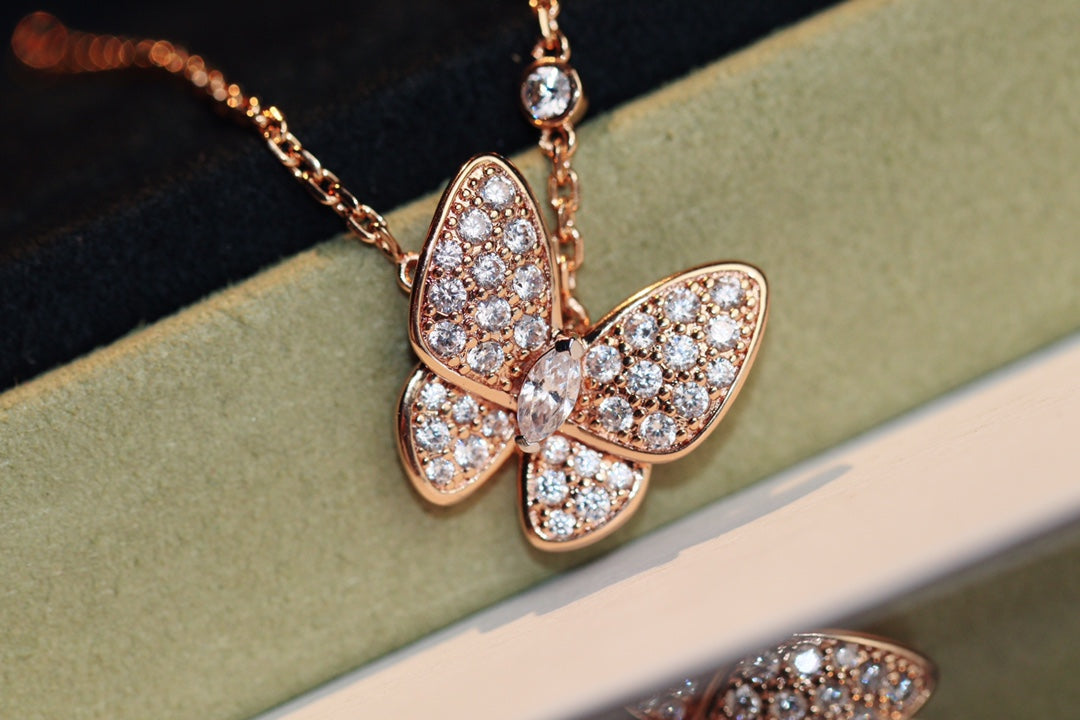 [Love Lucky]BUTTERFLY DIAMOND NECKLACE