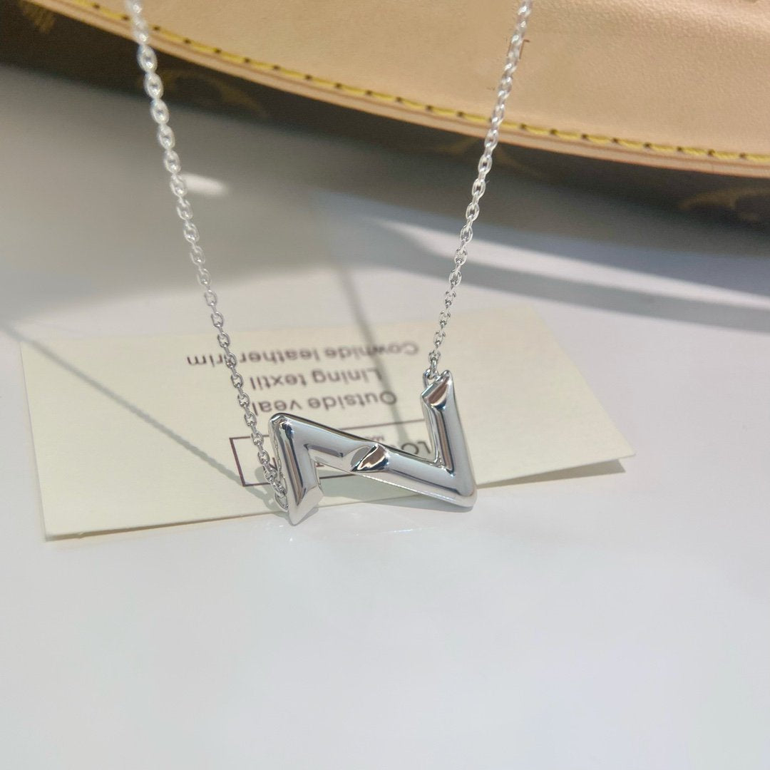 [Love Lucky]VOLTE UPSIDE DOWN NECKLACE