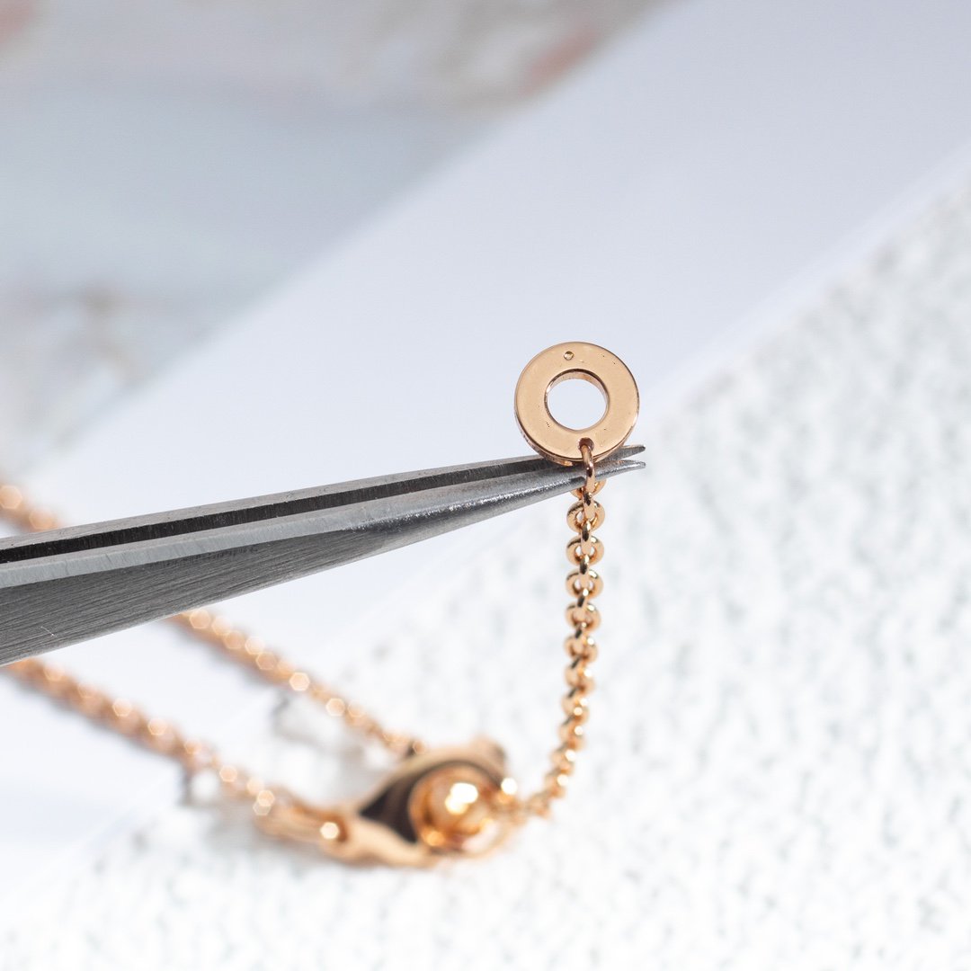 [Love Lucky]ZERO 1 WHITE CERAMIC PINK GOLD DIAMOND NECKLACE