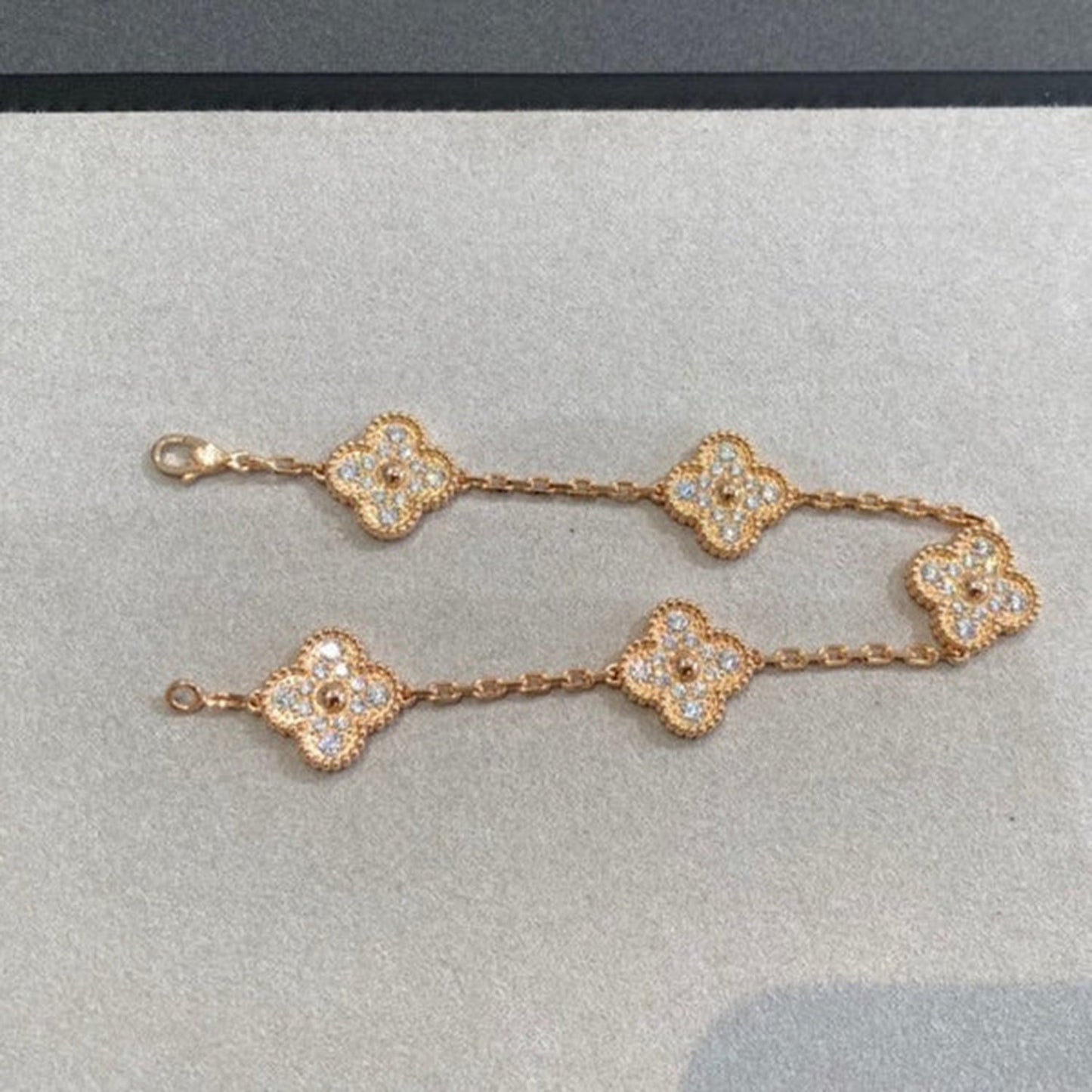 [Love Lucky]CLOVER 5 MOTIFS  FULL DIAMOND BRACELET