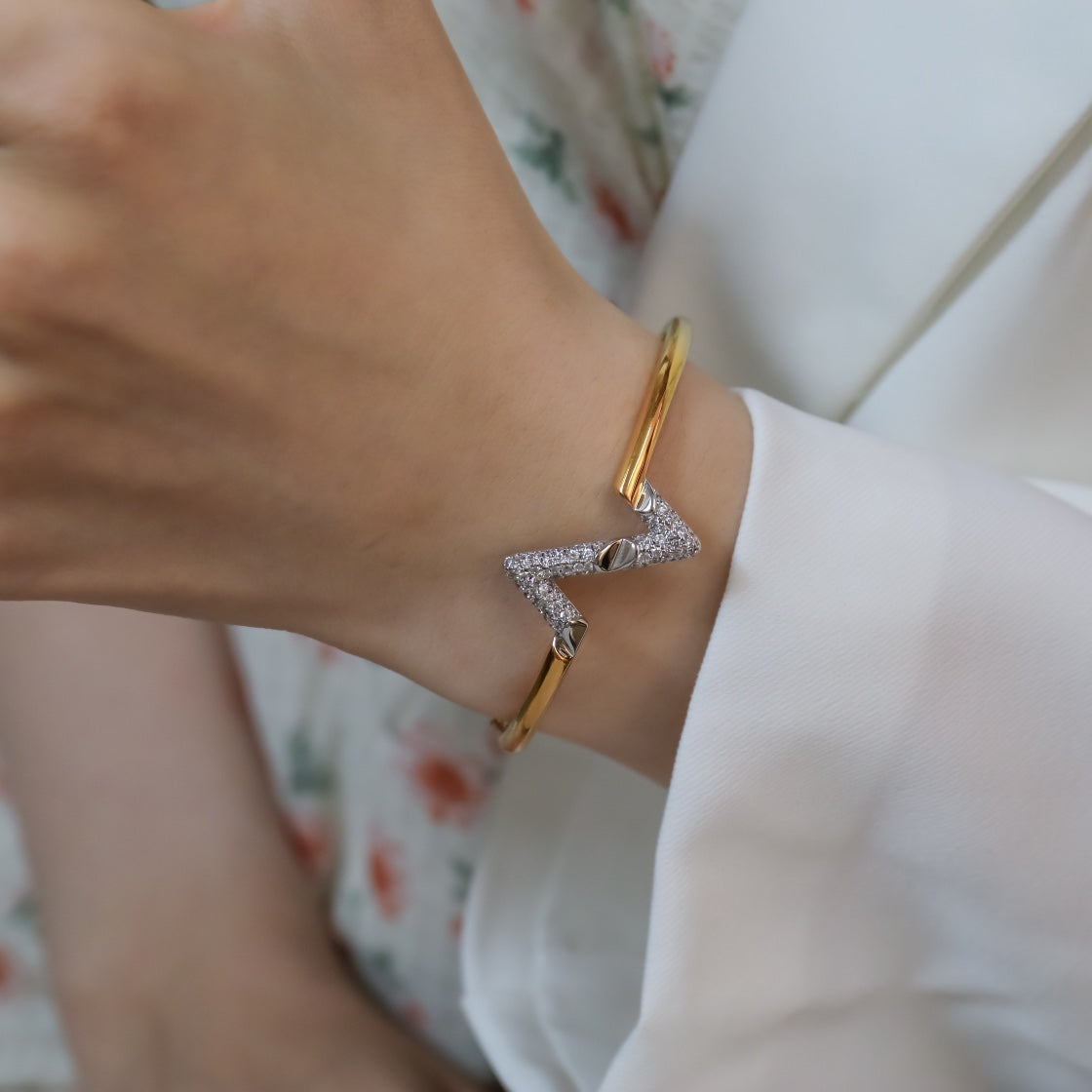 [Love Lucky]VOLTE UPSITE DOWN GOLD DIAMOND BRACELET