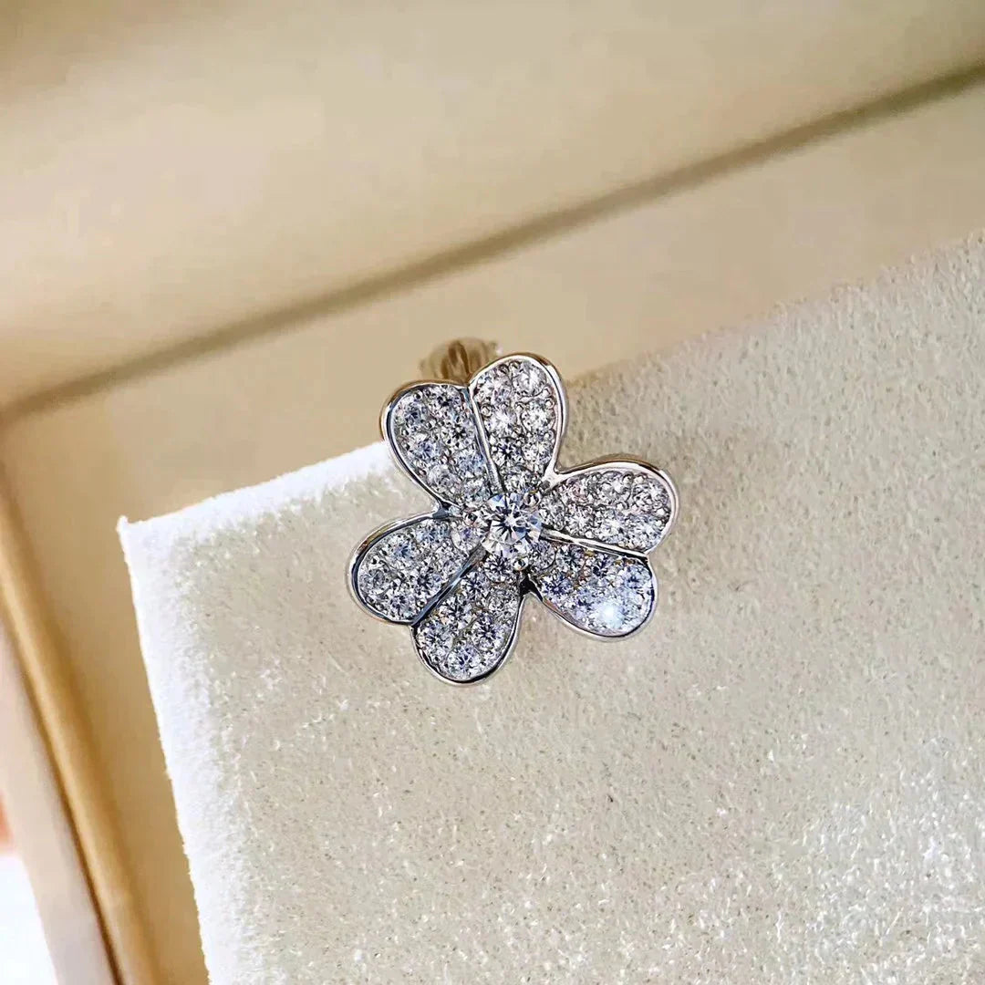 [Love Lucky]CLOVER COMOS DIAMOND EARRINGS SILVER