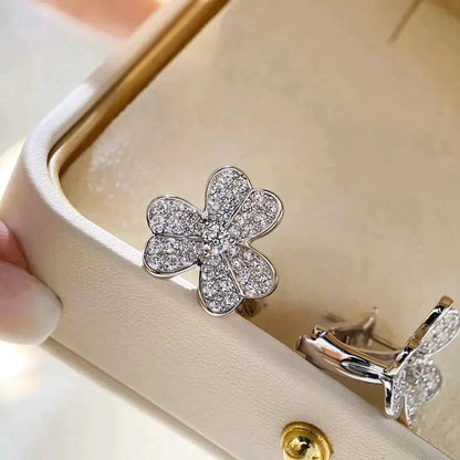 [Love Lucky]CLOVER COMOS DIAMOND EARRINGS SILVER
