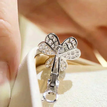 [Love Lucky]CLOVER COMOS DIAMOND EARRINGS SILVER