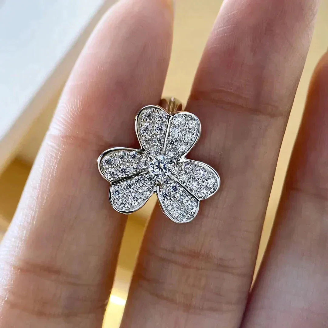 [Love Lucky]CLOVER COMOS DIAMOND EARRINGS SILVER