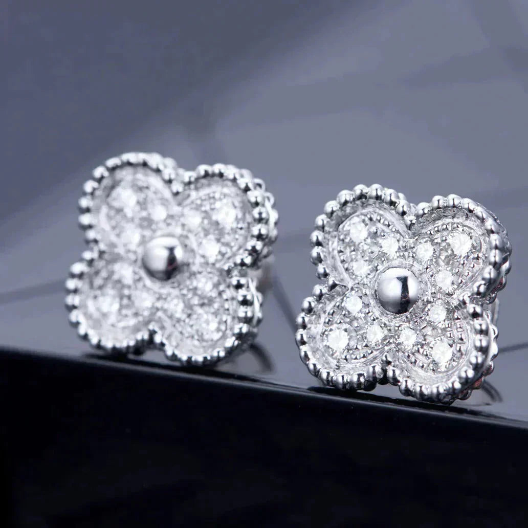 [Love Lucky]CLOVER 1 MOTIFS DIAMOND STUD EARRINGS SILVER