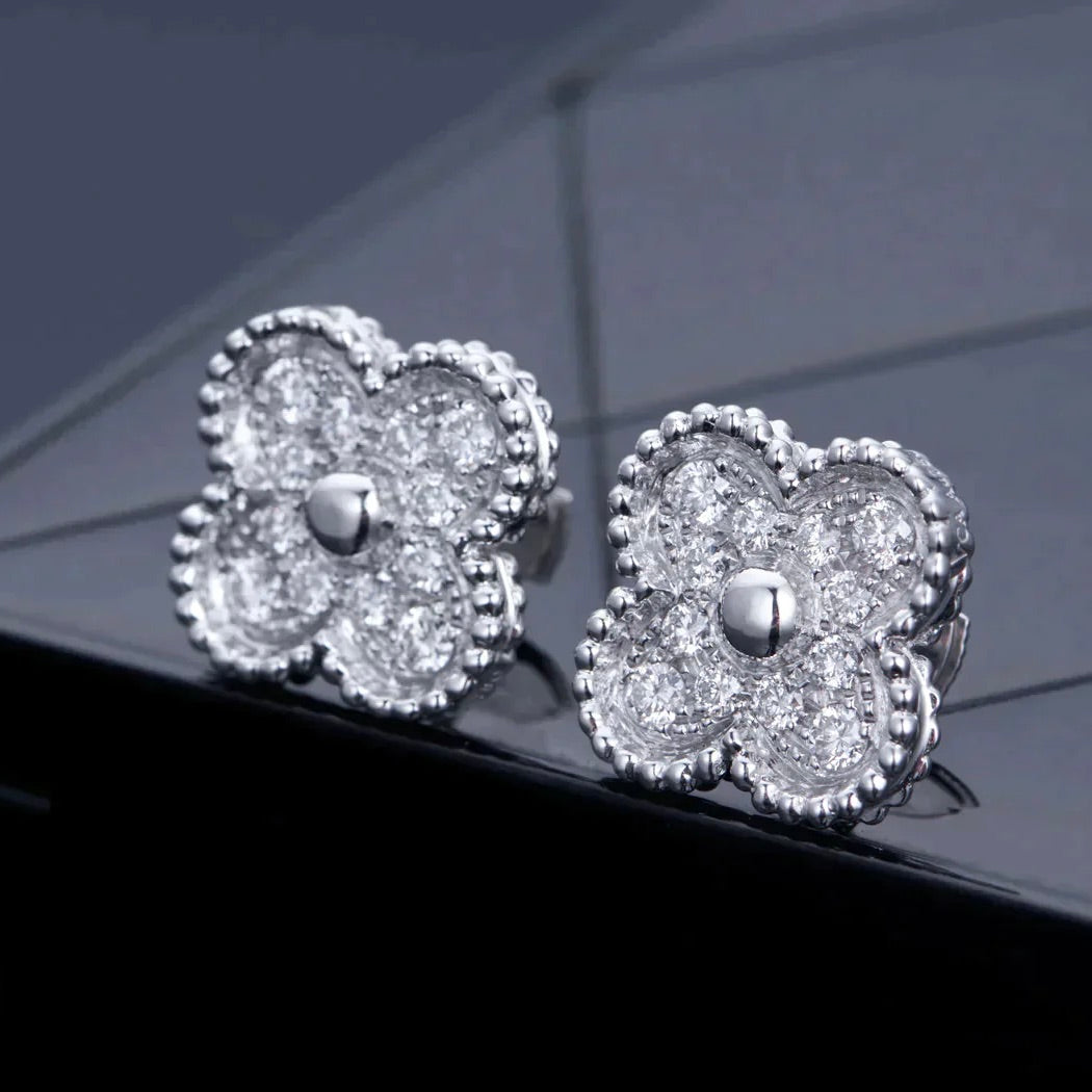 [Love Lucky]CLOVER 1 MOTIFS DIAMOND STUD EARRINGS SILVER