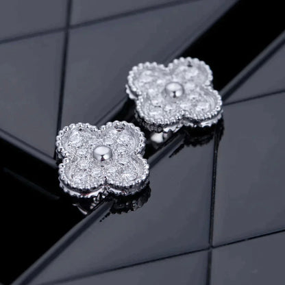 [Love Lucky]CLOVER 1 MOTIFS DIAMOND STUD EARRINGS SILVER