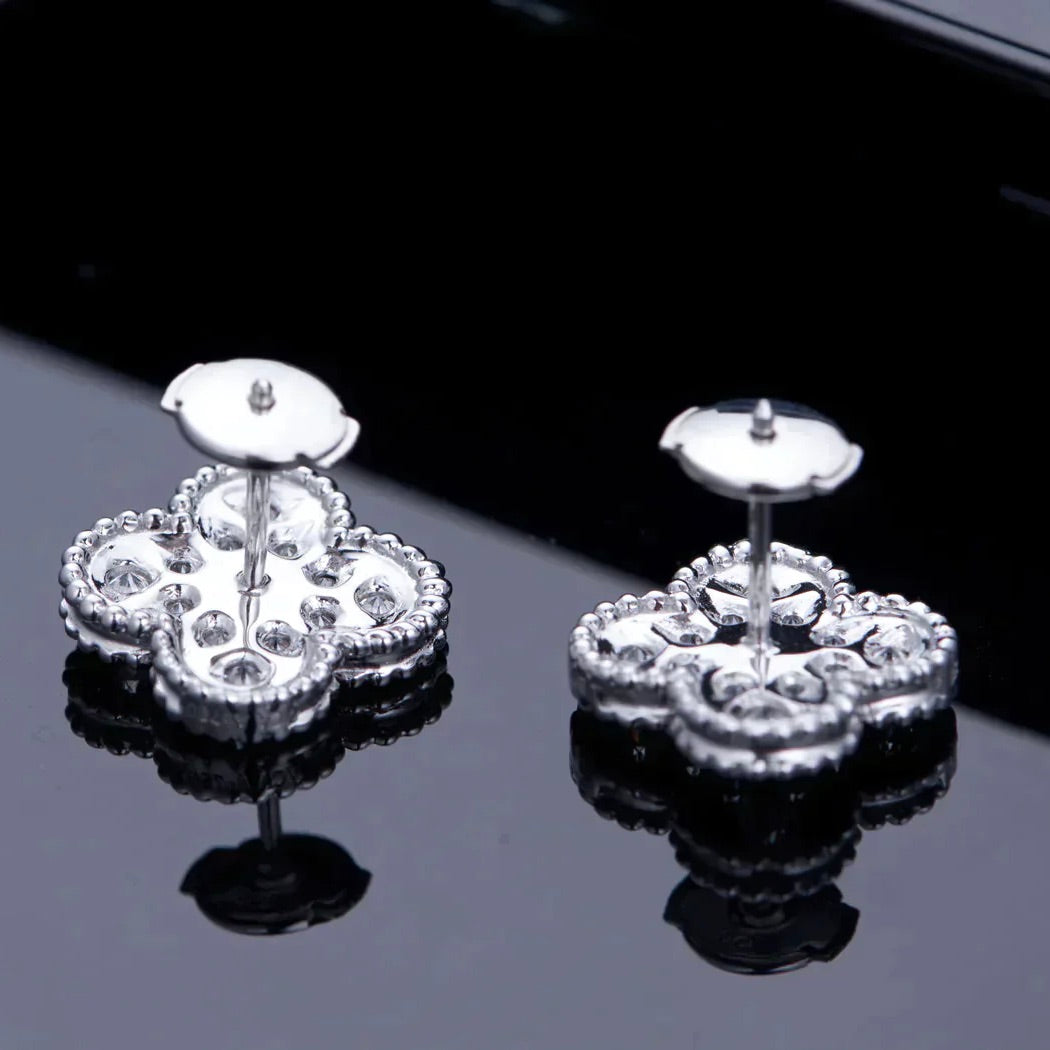 [Love Lucky]CLOVER 1 MOTIFS DIAMOND STUD EARRINGS SILVER