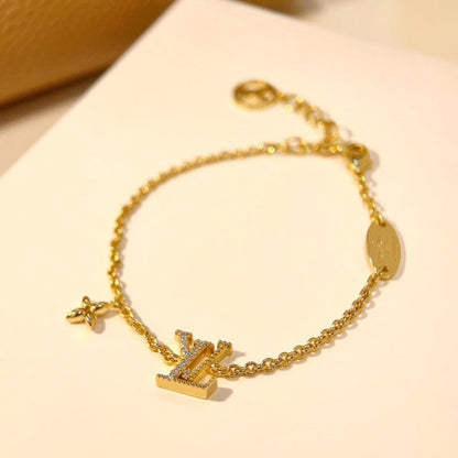[Love Lucky]LOGO STAR MOTIF GOLD BRACELET
