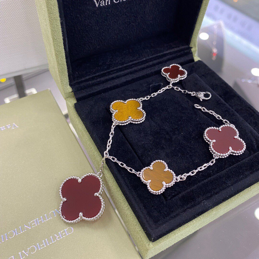 [Love Lucky]CLOVER 5 MOTIFS SIVLER CARNELIAN TIGER EYE BRACELET