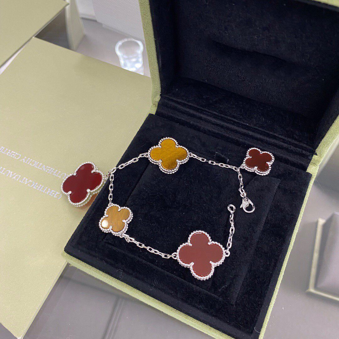 [Love Lucky]CLOVER 5 MOTIFS SIVLER CARNELIAN TIGER EYE BRACELET