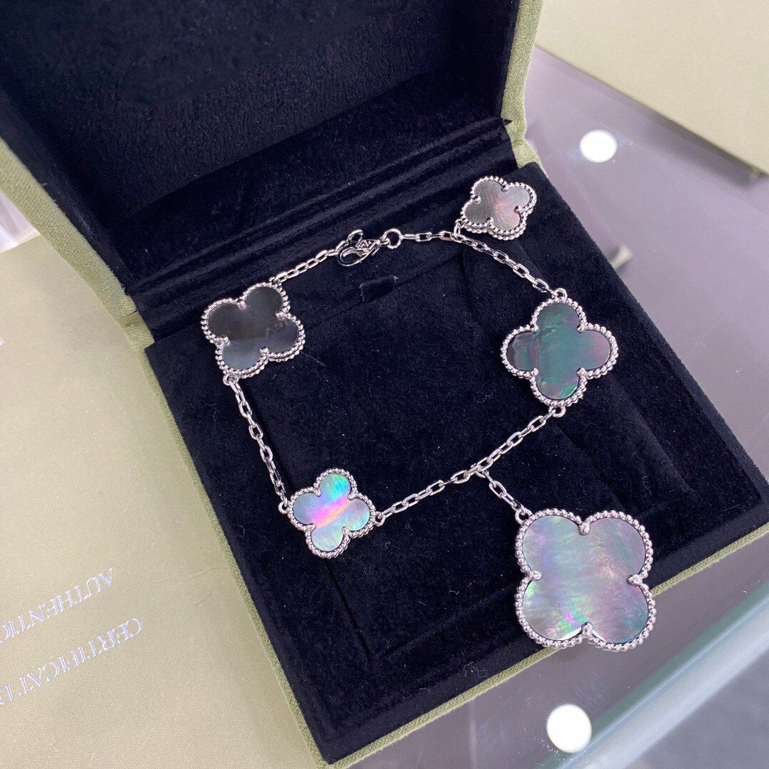 [Love Lucky]CLOVER 5 MOTIFS SIVLER DARK MOP BRACELET