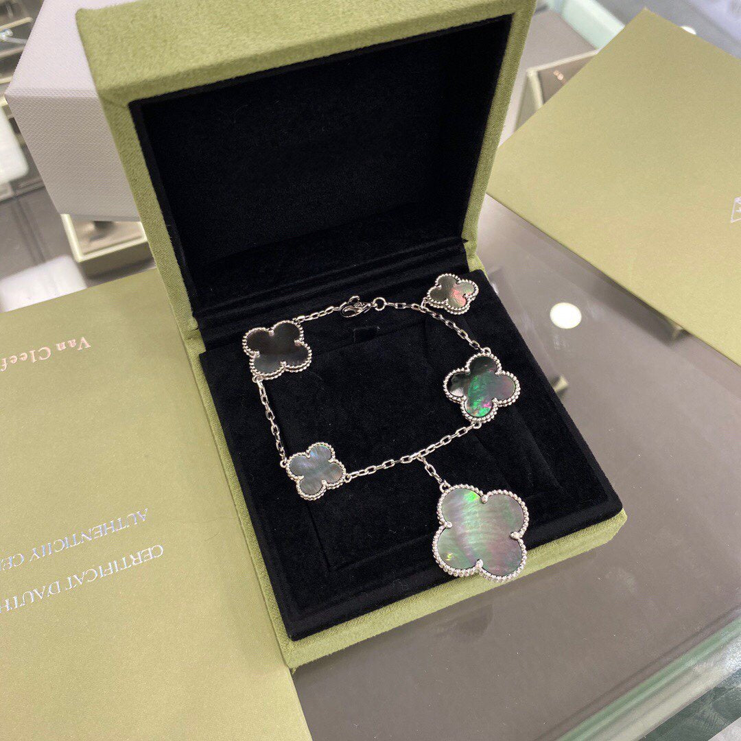 [Love Lucky]CLOVER 5 MOTIFS SIVLER DARK MOP BRACELET